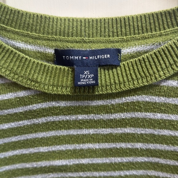 Vintage Tommy Hilfiger Green and Gray Preppy Striped Lightweight Sweater size XS - Picture 2 of 8